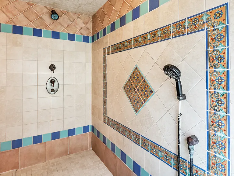 1720 Crestview Ave — Photo 50