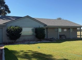 9747 N County Road 393, Louise, TX 77455