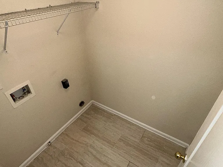 1707 Biscayne Bay Cir — Photo 9