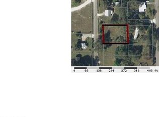 1077 Hull St, Labelle, FL 33935