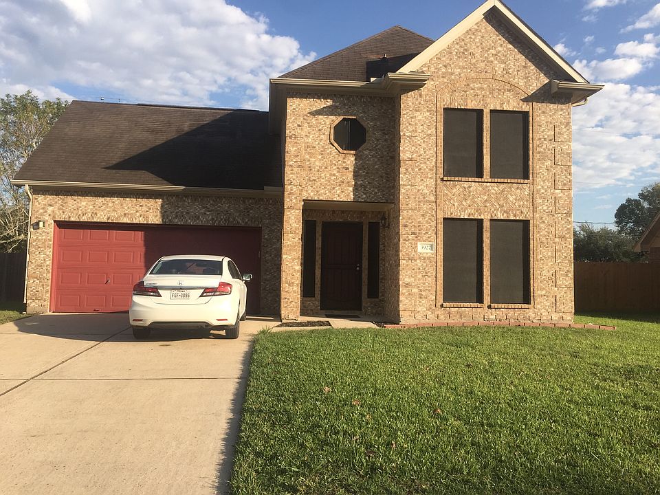 2nd image of 3927 Kilkenny Dr