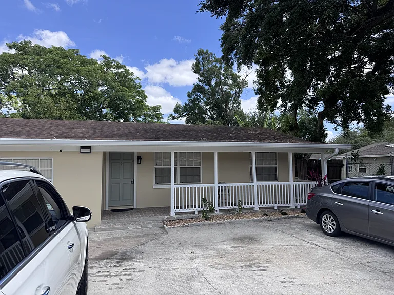 613 Carol Terracemain — Photo 8