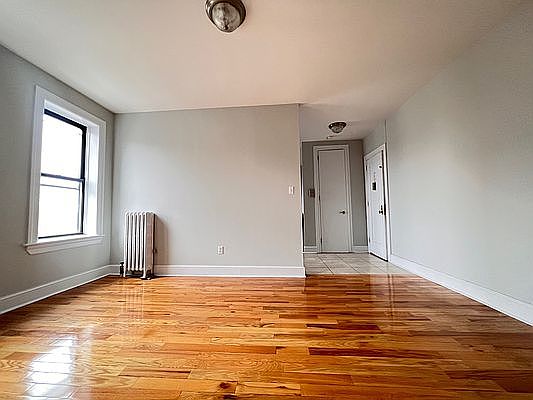 3rd image of 32-48 30th St #43