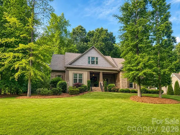 129 Buckingham Place Rd, Mooresville, NC 28115