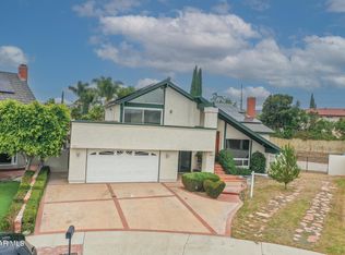 2387 N Amberly Pl, Simi Valley, CA 93065