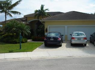 1690 Victoria Pointe Cir, Fort Lauderdale, FL 33327