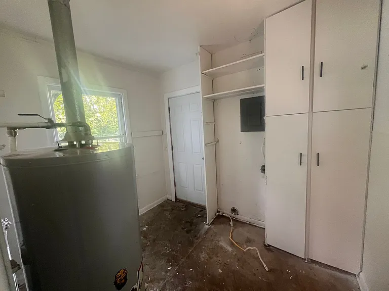 1723 E McFarland St — Photo 9