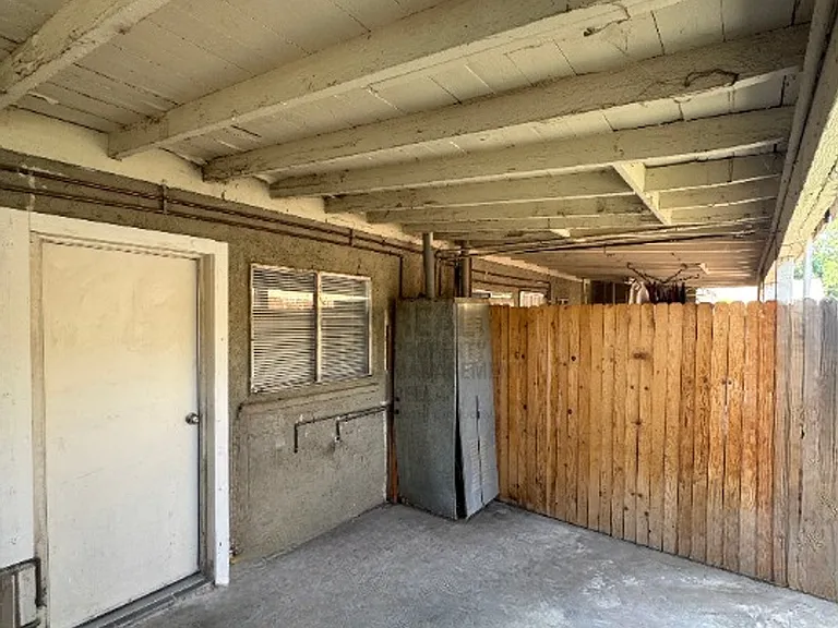 West Limited Ave- Taylor — Photo 19