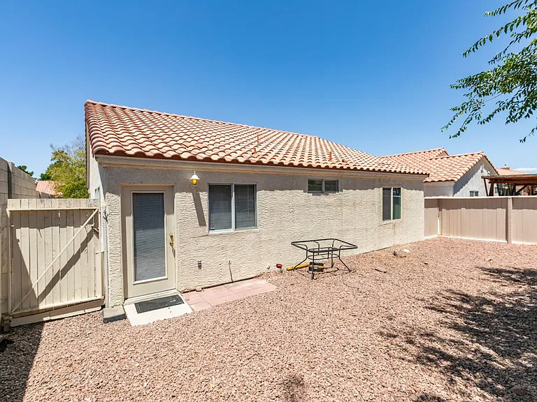 9660 Crystal Ridge Rd — Photo 39