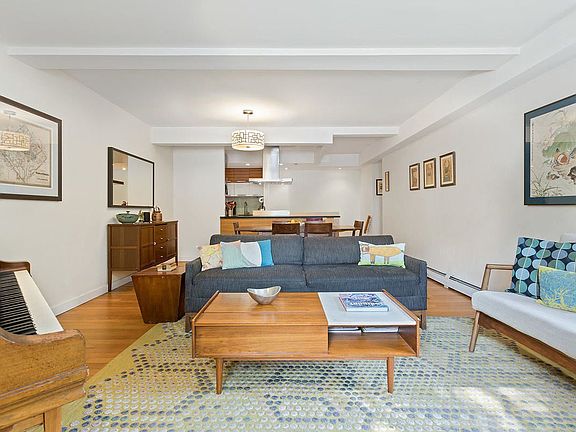 3rd image of 317 16th St APT 1B