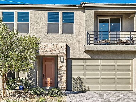 2nd image of 10151 Eden Mountain St