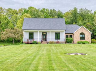 3836 W Boulder Ln, Perry, MI 48872