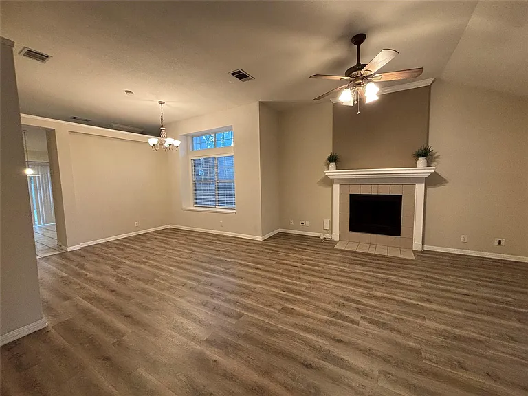 4500 Abelia Dr — Photo 5