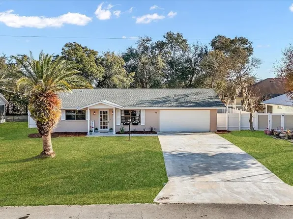 93 Freeport Ln, Palm Coast, FL 32137