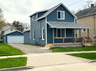 834 Frederick St, Oshkosh, WI 54901