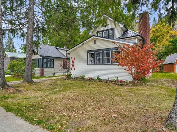 40 W Washington St, Ellicottville, NY 14731