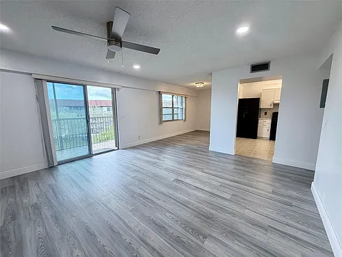 801 SW 133rd Ter #410K Photo 1
