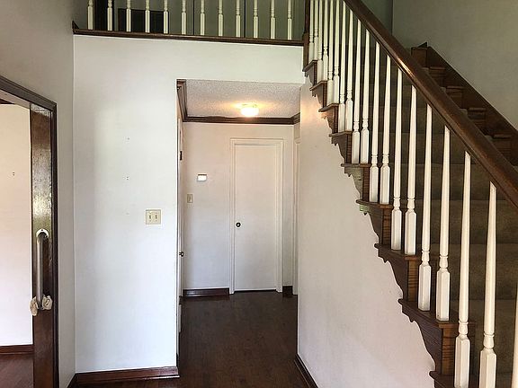5th image of 104 Myrick Dr