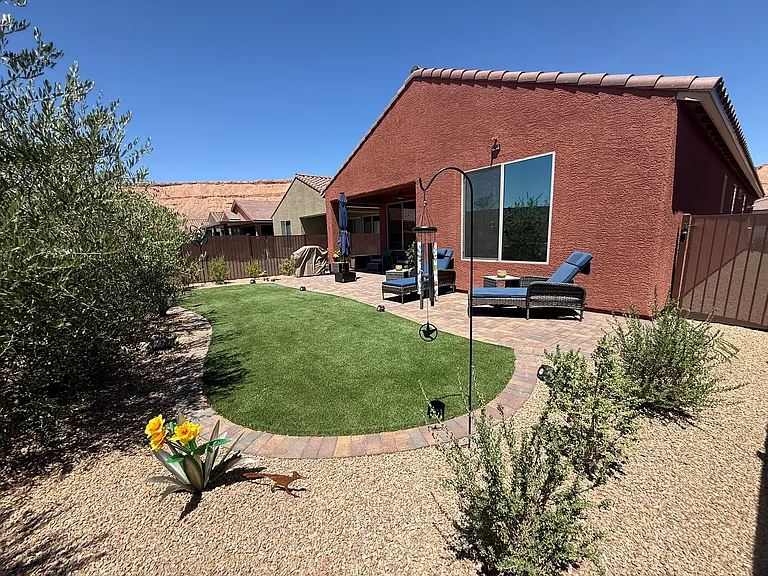 1386 Evening Breeze Ln — Photo 30