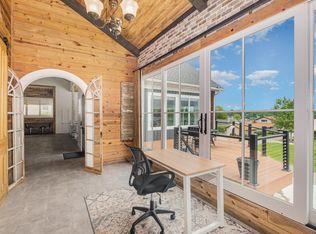 4006 Apple Valley Dr, Howard, OH 43028