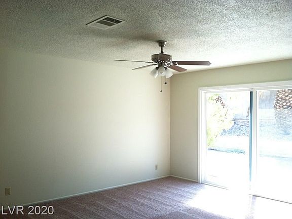 5th image of 200 Windsong St
