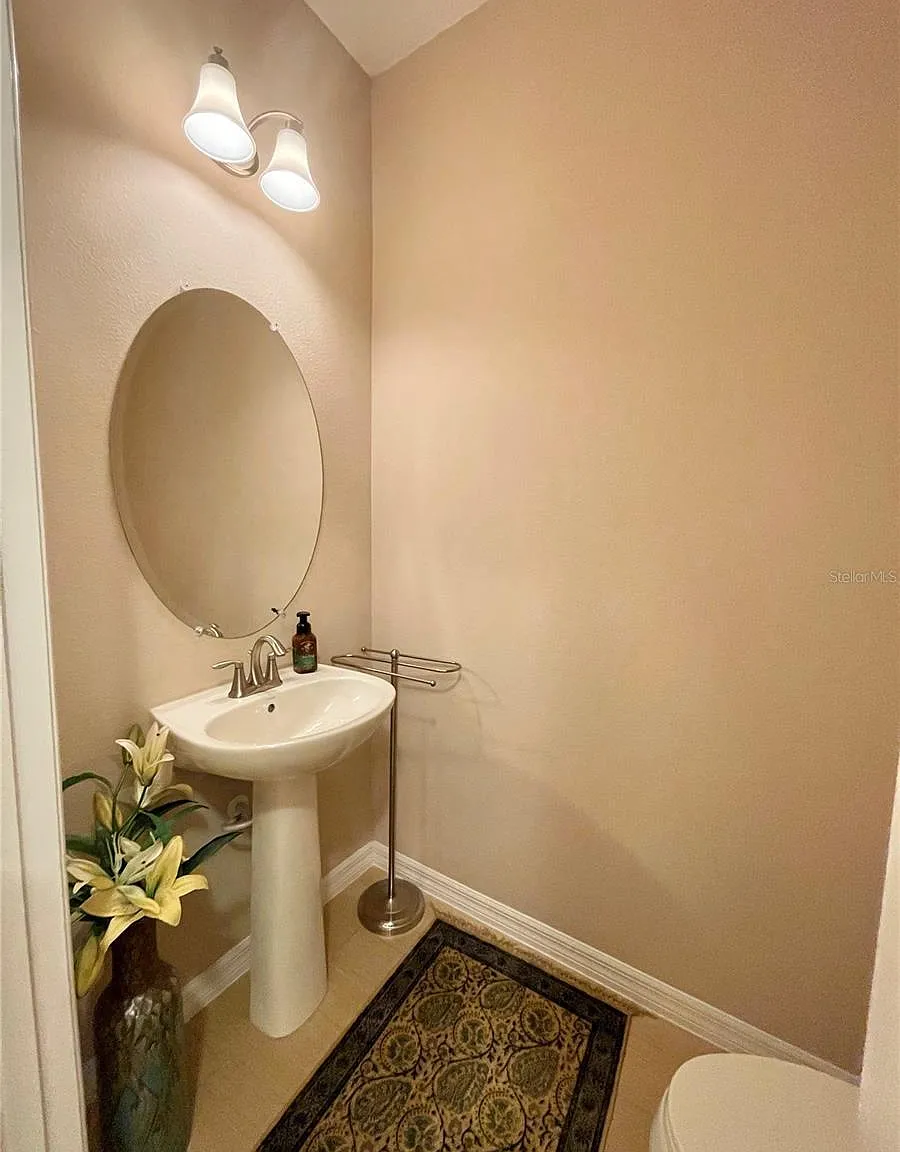 11421 Brownstone St — Photo 4