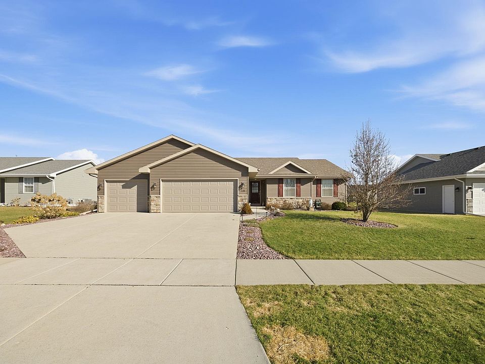 1st image of 130 E Gailen Ln