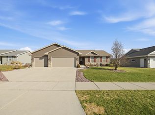 130 E Gailen Ln, Milton, WI 53563