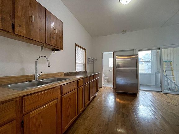 4th image of 2619 W Cortland St #2 & 3