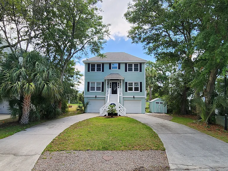 6 Frank Sottile Ln — Photo 2