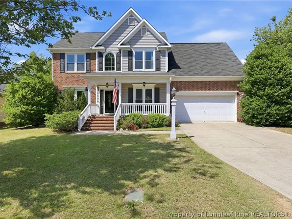 200 Silver Oaks Dr, Fayetteville, NC 28311