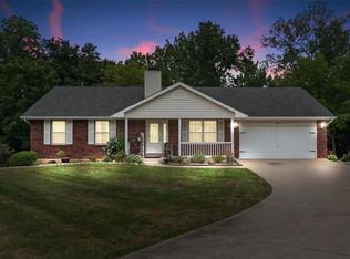 39 Scarlet Oak Ct, Troy, MO 63379
