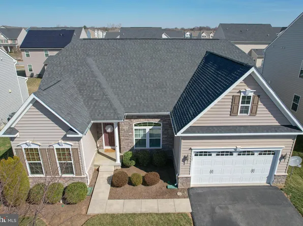 127 Glenbrook Rd, Ranson, WV 25438