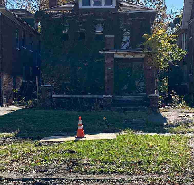 2709 Sturtevant