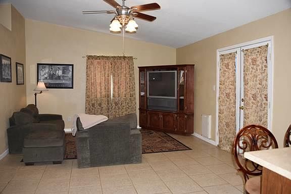4th image of 15377 S Avenue 4 E