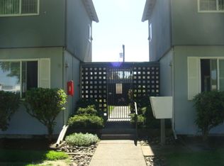 Triangle Gardens, Longview, WA 98632