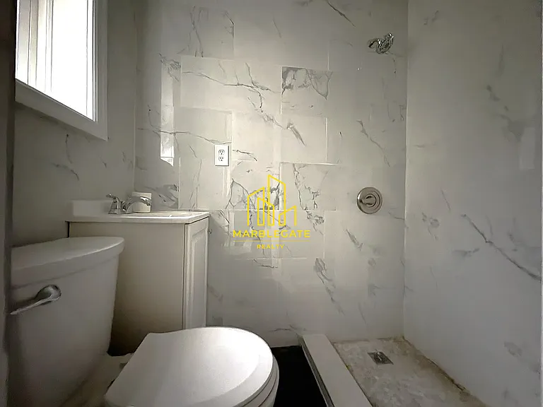 79 Jackson St #33 — Photo 4