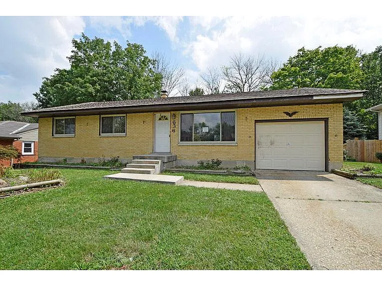 636 Carlisle Ave photo 1