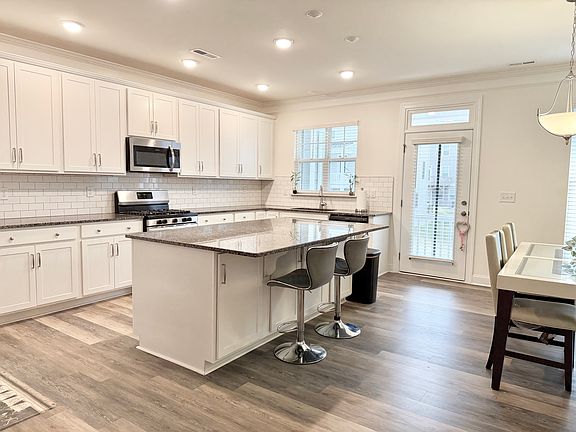 Beautiful Kitchen with lots of natural light