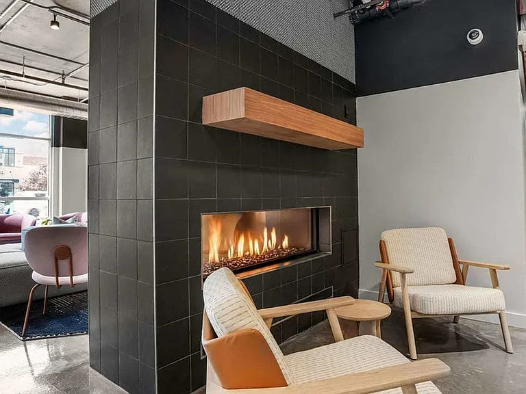 Building's Lounge