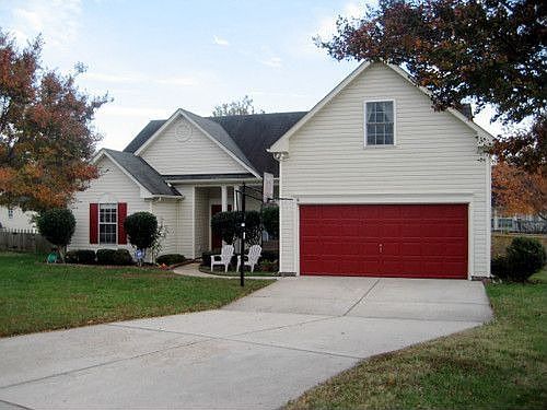 2nd image of 6907 Leefield Ct