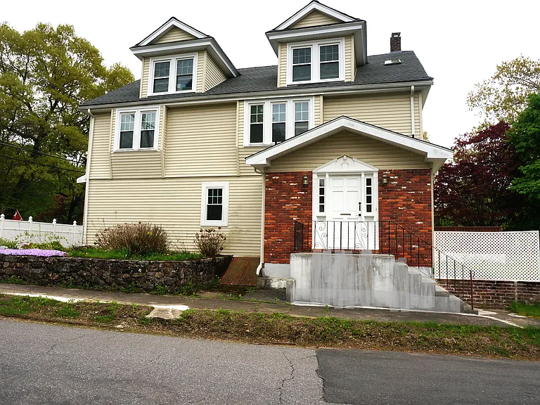212 W Plain St #B — Photo 21