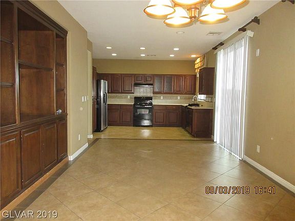 4th image of 10946 Toscano Gardens St #0