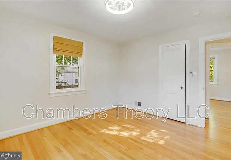 530 N Nelson St #1 — Photo 10
