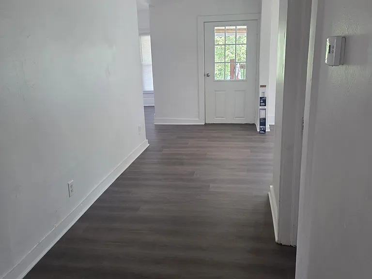 708 N Lake St #B — Photo 12
