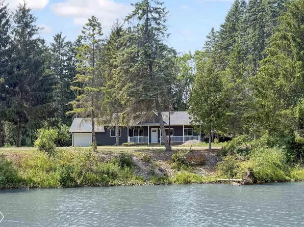 229 N Water St, Au Gres, MI 48703