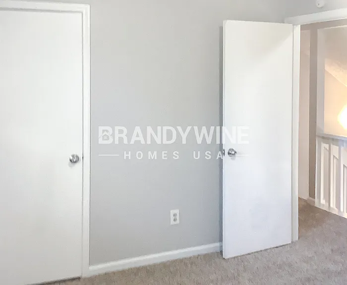 1964 Corners Cir — Photo 17