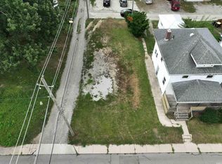 1630 Kelly Dr, Fort Wayne, IN 46808