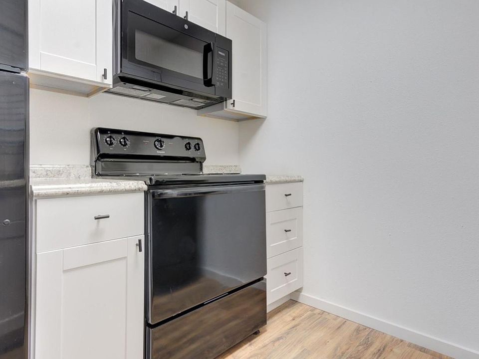 1st image of 201 S Carroll St #215