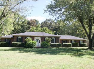 1205 Model Farm Rd, Jamestown, TN 38556